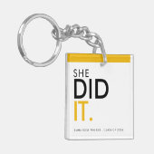 She Did It Yellow Black Class of 2026 Graduation  キーホルダー (正面左)