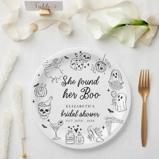 She Found Her Boo Ghost Floral Bridal Shower ペーパープレート (ウェディング)