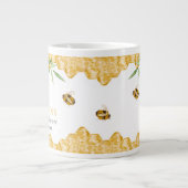 She Found Her Honey Bee Bridal Shower Favor Giant ジャンボコーヒーマグカップ (正面)