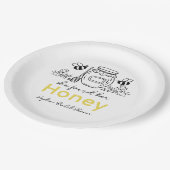 She found her Honey Hand-drawn White Bridal Shower ペーパープレート (アングル)