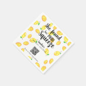 She Found Her Main Squeeze Lemon Bridal Shower QR  スタンダードカクテルナプキン (角)