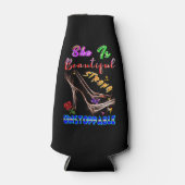 She Is Beautiful Strong Unstoppable ボトルクーラー (正面)