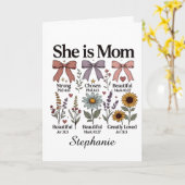 She is Mom | 信仰グリーティングカード カード (黄色い花)