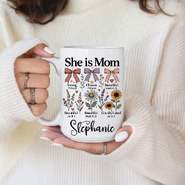 She is Mom | 信仰マグカップ コーヒーマグカップ