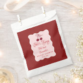 She is tying the knot Bridal Shower フェイバーバッグ (クリップ留めされた状態)