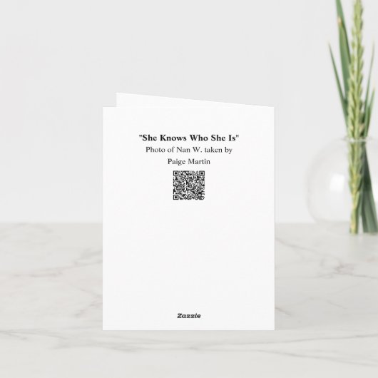 She Know Who She Is  カード (裏面)