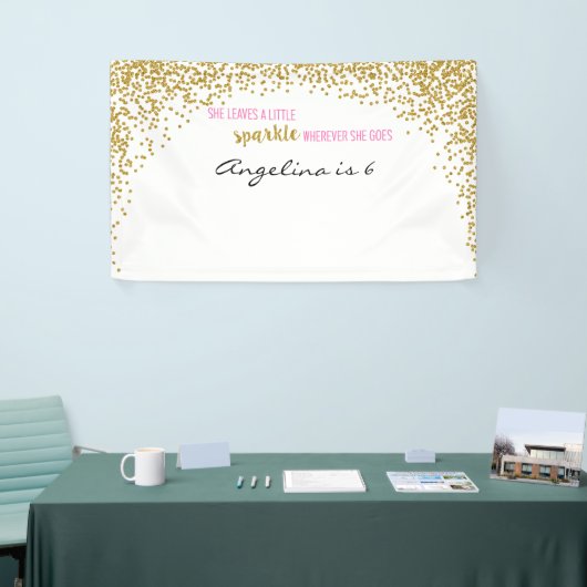 She leaves a little sparkle wherever she goes 横断幕 (トレードショー)