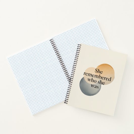 She Remembered Who She Was Spiral Notebook – Moder ノートブック (内部)