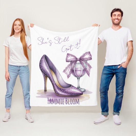 She’s Still Got It Purple High Heel Birthday フリースブランケット (インサイチュ)