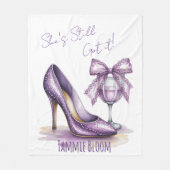 She’s Still Got It Purple High Heel Birthday フリースブランケット (正面)