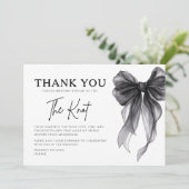 She’s Tying The Knot Black Bow Bridal Shower サンキューカード (スタンド正面)