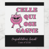 She Who Dares Wins in French Congratulations ワインラベル (シングルラベル)