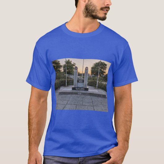 Shea Heights+メモリアル Tシャツ (正面)