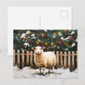Sheep in Holiday Snow Scene ポストカード (正面/裏面)