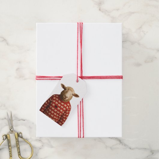 Sheep Wearing Black Sheep Sweater ギフトタグ (より糸付き)