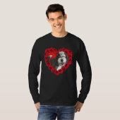 Sheepadoodle Heart Roses Valentine Day Dog Mom Tシャツ (正面フル)