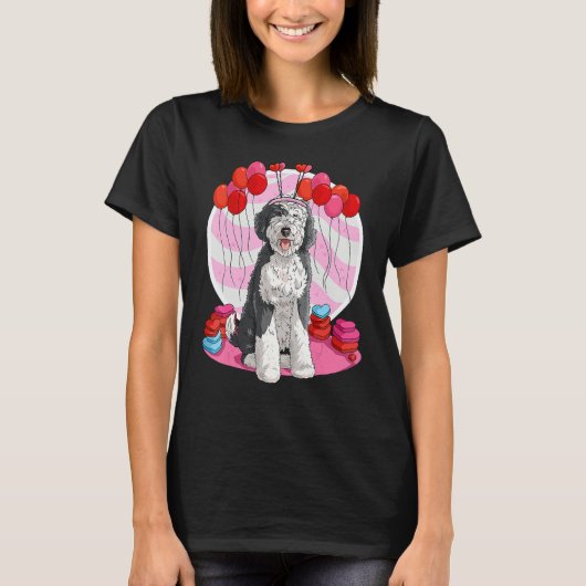 Sheepadoodle Heart Valentine Day Dog Tシャツ (正面)