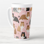 Sheltie Dog Bones and Paws Latte Mug カフェラテマグ (左アングル)
