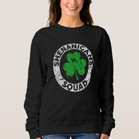 Shenanigans Squad Funny St Patrick's Day Matching  スウェットシャツ (正面)