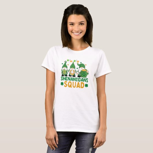 Shenanigans Squad Funny St Patrick's Day Tシャツ (正面フル)