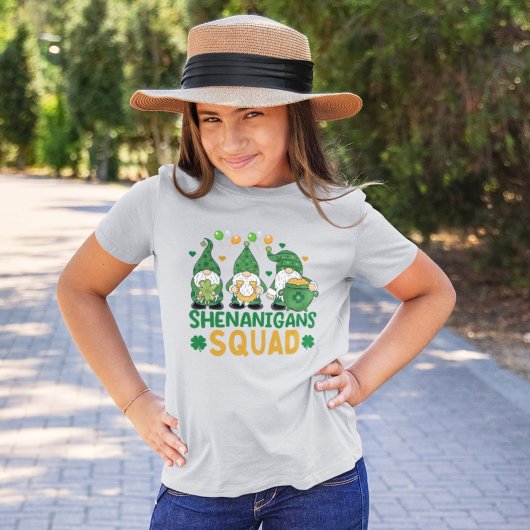 Shenanigans Squad Funny St Patrick's Day Tシャツ