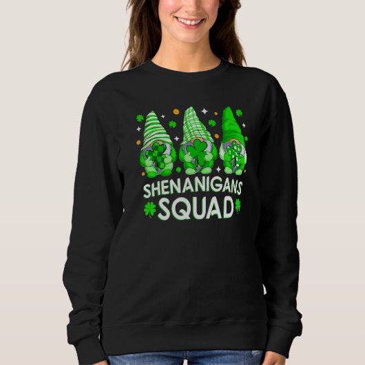 Shenanigans Squad St Patrick's Day Gnomes Gnomies  スウェットシャツ (正面)
