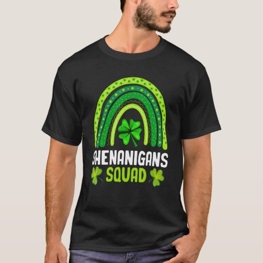 Shenanigans Squad St Patrick's Day Rainbow Shamroc Tシャツ (正面)