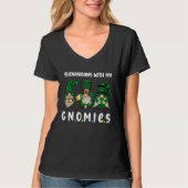 Shenanigans With My Gnomies St Patrick's Day Gnome Tシャツ (正面)