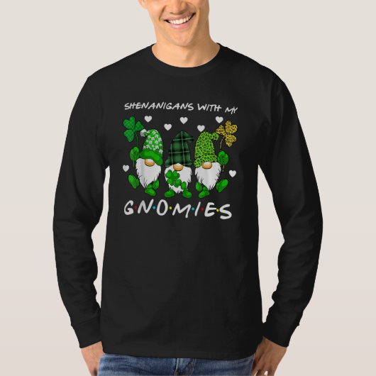 Shenanigans With My Gnomies St Patrick's Day Gnome Tシャツ (正面)