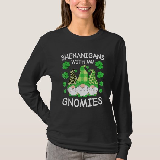 Shenanigans With My Gnomies St Patrick's Day Gnome Tシャツ (正面)