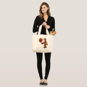 Shenkuuのチーム大尉1 ラージトートバッグ (正面(モデル))