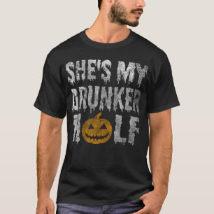Shesは私のDrunker半分のハロウィン衣裳をつなぎます Tシャツ