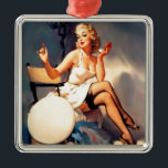 She's a Starlet Pin Up Girl メタルオーナメント<br><div class="desc">She's a Starlet Pin Up Girl</div>