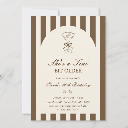 She's A Tini Bit Older Coffee Martini Birthday 招待状 (正面)