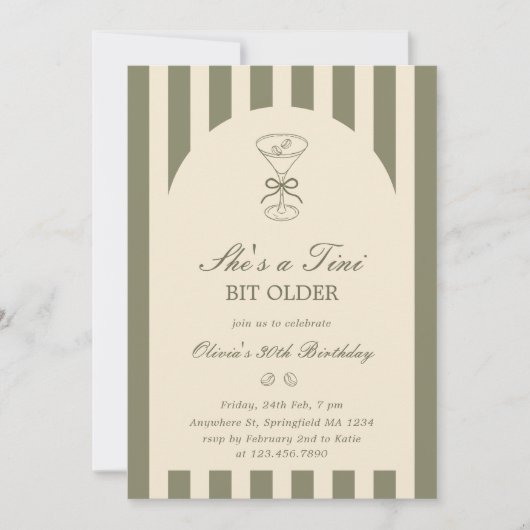 She's A Tini Bit Older Coffee Martini Birthday 招待状 (正面)