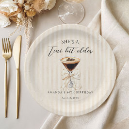 She's a Tini Bit Older Espresso Martini Birthday ペーパープレート