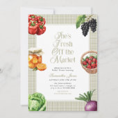 She's Fresh Off The Market Gingham Bridal Shower 招待状 (正面)