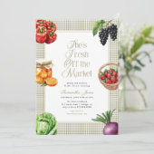 She's Fresh Off The Market Gingham Bridal Shower 招待状 (スタンド正面)