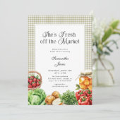 She's Fresh Off The Market Gingham Bridal Shower 招待状 (スタンド正面)