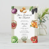 She's Fresh Off The Market Gingham Bridal Shower 招待状 (スタンド正面)