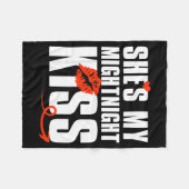 She's My Midnight Kiss Happy New Year Matching Fun フリースブランケット (正面(横))