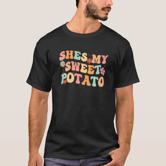 Shes My Sweet Potato I Yam Set Thanksgiving Couple Tシャツ (正面)
