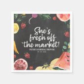 She's Off the Marketファーマーズマーケットブライダルシャワー スタンダードカクテルナプキン (正面)