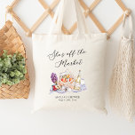 She's Off the Marketファーマーズマーケットブライダルシャワー トートバッグ<br><div class="desc">「She's Off 魅力的 the Market」ブライダルシャワー・コレクションのご紹介！この楽しいスイートはよくはしゃぐファーマーズマーケットテーマを備え、祝花嫁の存在に最適。フルーツお洒落、ワイン、フードイラストと居心地の良いピクニックデザインを備えたスイートは、おもしろいと集いの雰囲気を整えスタイリッシュている。このスイートは新しい始まりの喜びと新鮮さを取り込み、思い出に残るブライダルシャワーに最適な選択である。</div>