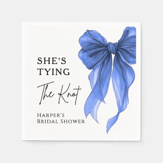 She's Tying The Knot Blue Bow Bridal Shower スタンダードカクテルナプキン (正面)