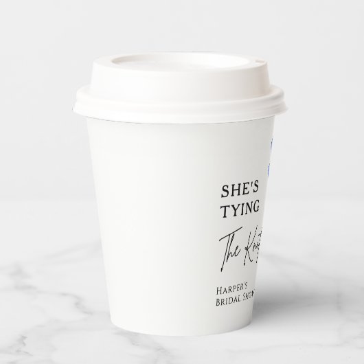 She's Tying The Knot Blue Bow Bridal Shower 紙コップ (正面)