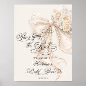 She's Tying the Knot Bow Bridal Shower Welcome ポスター (正面)