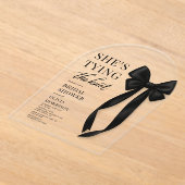 She's Tying The Knot Bridal Shower  アクリル招待状 (レイダウン)