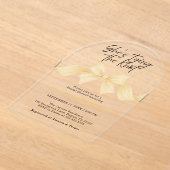 She's Tying the Knot Gold Bow Photo Bridal Shower アクリル招待状 (レイダウン)