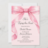 She's Tying the Knot Pink Bow Bridal Shower 招待状 (正面)